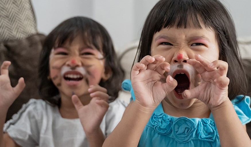 ASD individuals imitating animal sounds